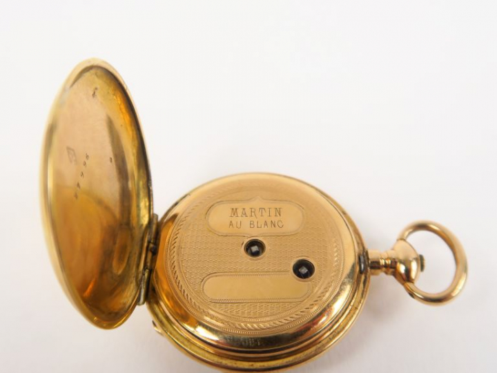 Montre de col en or jaune. Poids. 26 g