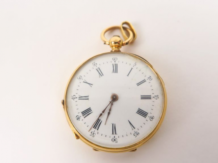 Montre de col 1900 en or jaune. Poids tel. 25,5 g