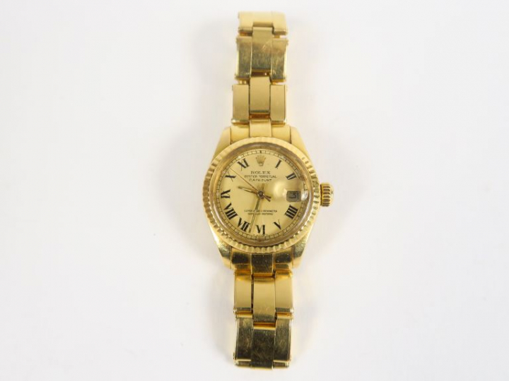 ROLEX. Montre chronomètre en or. Avec son certificat.