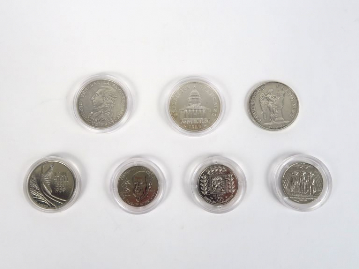 1 pièce de 100 francs (1989)  1 pièce de 100 francs (1987)  3 pièces d