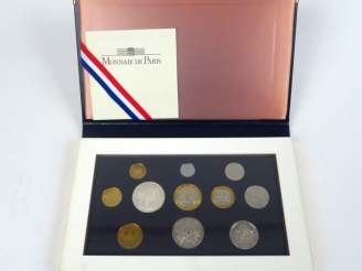 Vente aux enchères Coffret 'monnaie de Paris' : 11 pièces