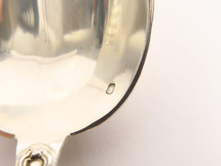 Partie de ménagère en argent, poinçon Minerve, à décor de tiges enruba