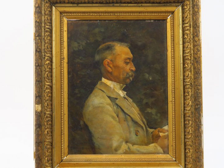 P. DELACROIX-GARNIER. "Portrait d'homme". Huile sur toile, signée en b