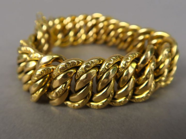 Bracelet en or jaune, maille américaine. Poids. 50,19 g