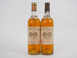 Vente aux enchères 2 BOUTEILLES CHÂTEAU CAILLOU SAUTERNES - 1973 - 2 BG