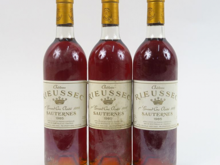 3 BOUTEILLES CHÂTEAU RIEUSSEC 1er CC SAUTERNES - 1985 - 1 BG/2 LB