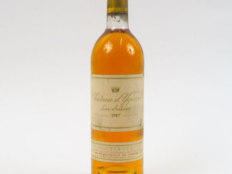 Vente aux enchères 1 BOUTEILLE CHÂTEAU D'YQUEM 1er CCS SAUTERNES - 1987 - BG