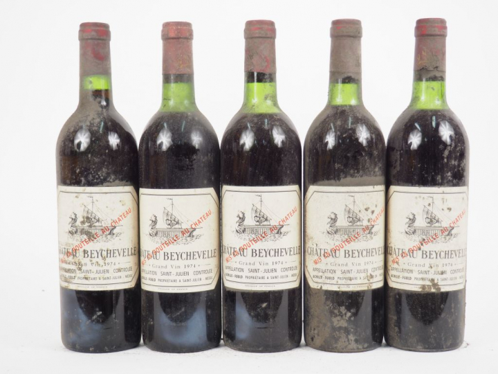 5 BOUTEILLES CHÂTEAU BEYCHEVELLE GCC ST JULIEN - 1974 - 2 BG/1 LB/1 HE