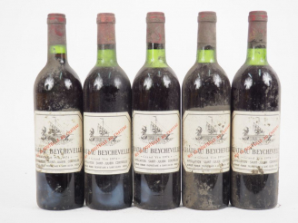 Vente aux enchères 5 BOUTEILLES CHÂTEAU BEYCHEVELLE GCC ST JULIEN - 1974 - 2 BG/1 LB/1 HE