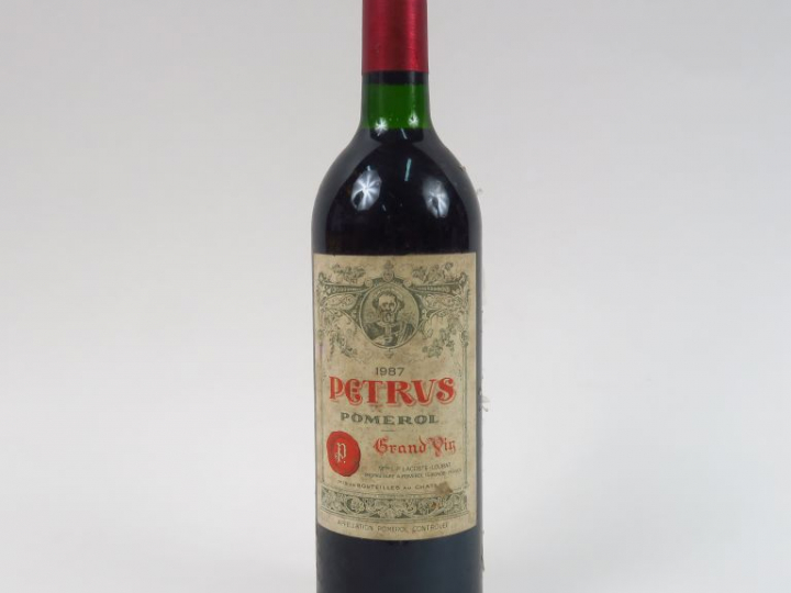 1 BOUTEILLE CHÂTEAU PETRUS POMEROL - 1985 -BG/ELD/EF