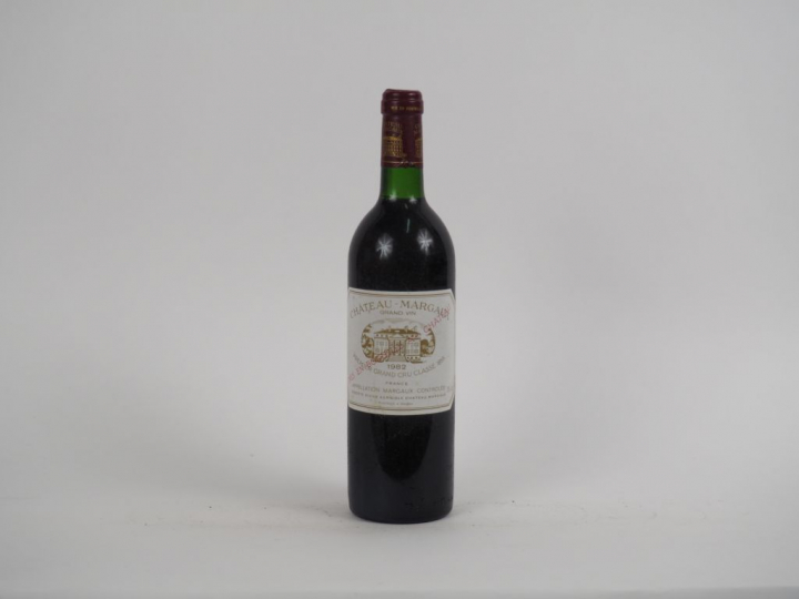 1 BOUTEILLE CHÂTEAU MARGAUX 1er GCC MARGAUX - 1982 - BG/CAPS TL AB SUR