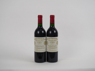 Vente aux enchères 2 BOUTEILLES CHÂTEAU CHEVAL BLANC 1er GCC ST EMILION - 1988