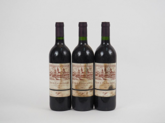 Vente aux enchères 3 BOUTEILLES CHÂTEAU COS D'ESTOURNEL GCC ST ESTEPHE - 1989 - ELT