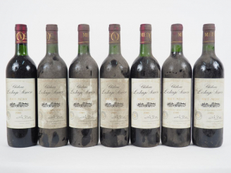 Vente aux enchères 7 BOUTEILLES CHÂTEAU LESTAGE SIMON CB HAUT MEDOC - 1989 - BG/BLS