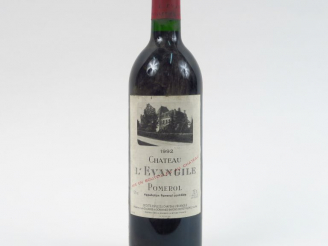 Vente aux enchères 1 BOUTEILLE CHÂTEAU L'EVANGILE POMEROL - 1992