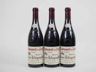 Vente aux enchères 3 BOUTEILLES CHATEAUNEUF DU PAPE DOMAINE DU VIEUX TELEGRAPHE 'LA CRAU'