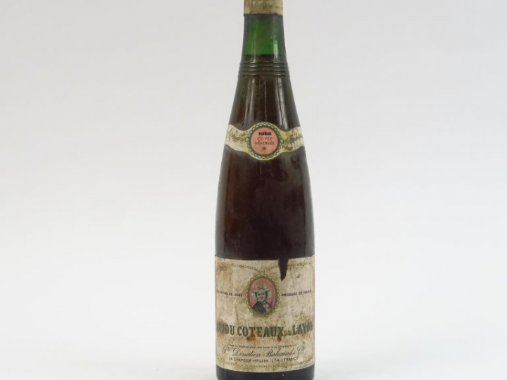 1 BOUTEILLE COTEAUX DU LAYON 'CUVEE RESERVEE' D. BAHNAUD - 1966 - 3 CM
