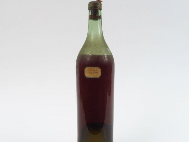 1 BOUTEILLE PRESUMEE COGNAC (MISE PARTICULIERE) 1L - 8 CM - 1914 (MILL