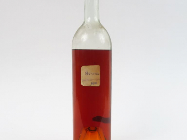 1 BOUTEILLE PRESUMEE FINE CHAMPAGNE COGNAC (MISE PARTICULIERE) 1L - 10