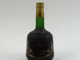 Vente aux enchères 1 BOUTEILLE FINE NAPOLEON 'GRANDE CATHERINE' FINE BORDEAUX