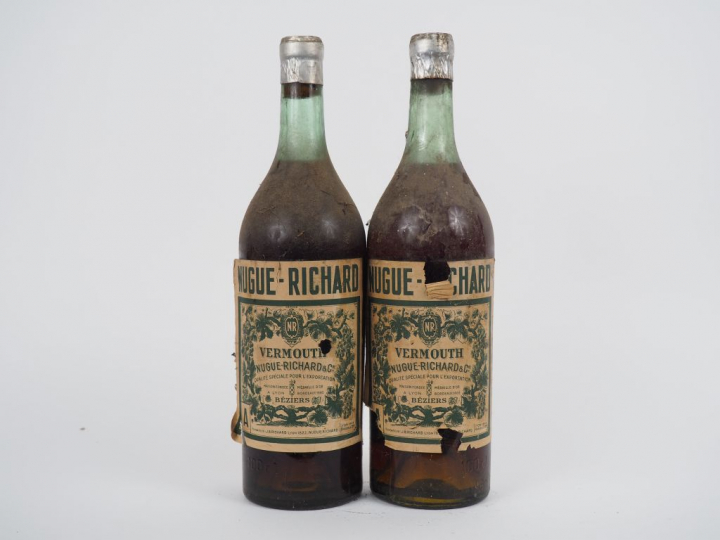 2 VIEILLES BOUTEILLES VERMOUTH NUGUE RICHARD - BS