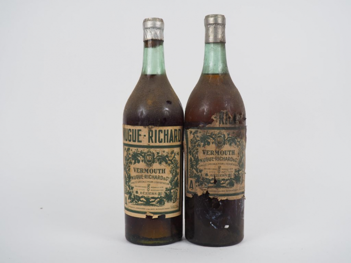 2 VIEILLES BOUTEILLES VERMOUTH NUGUE RICHARD - BS