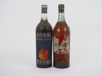 Vente aux enchères 2 VIEILLES BOUTEILLES : 1 NOILLY - 1 ROSSI