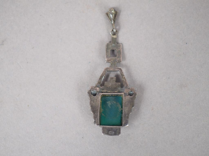 Pendentif de style Art déco en argent, orné de zirconiums et d'une pie