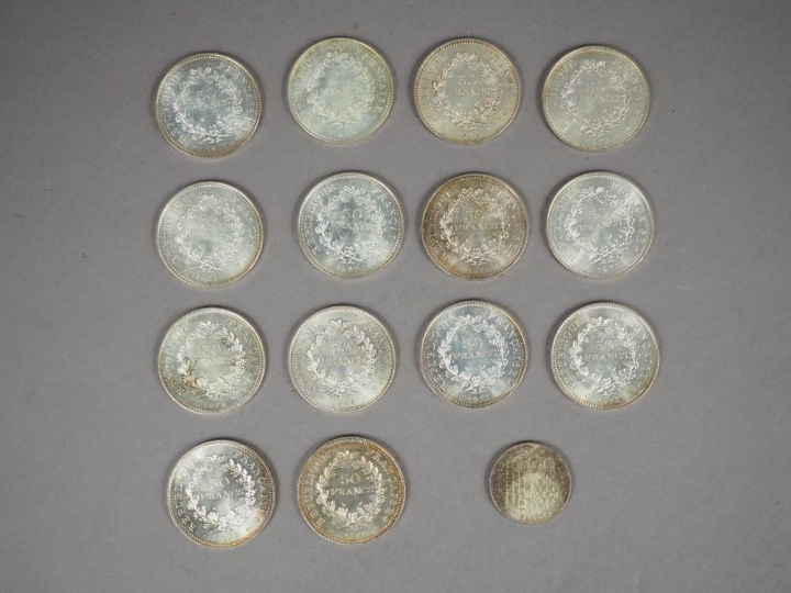Ensemble de quatorze pièces de 50 Francs en argent, 1974 (x2), 1975 (x