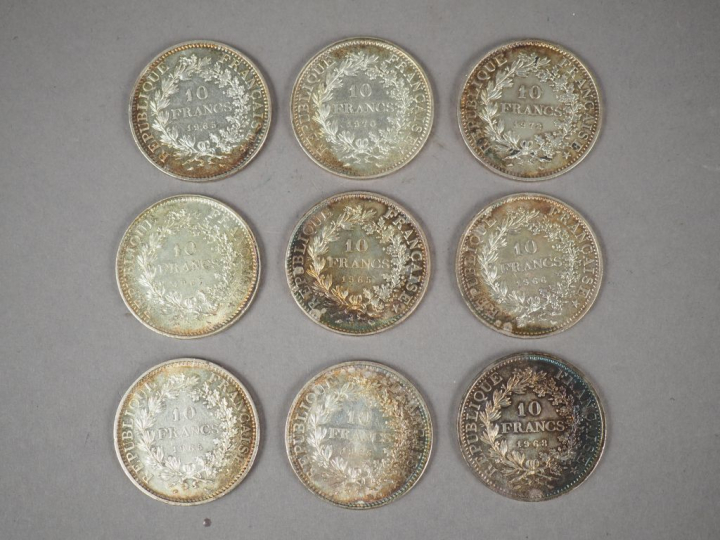 Ensemble de neuf pièces de 10 Francs en argent, 1965 (x4), 1966, 1967,