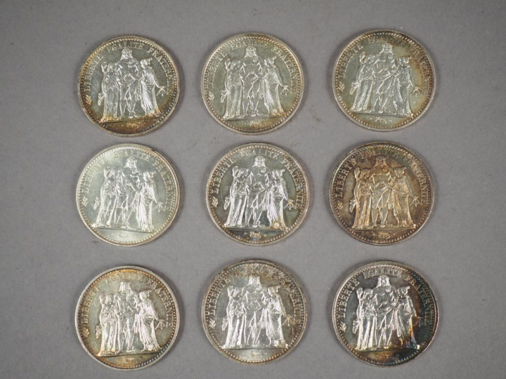 Ensemble de neuf pièces de 10 Francs en argent, 1965 (x4), 1966, 1967,