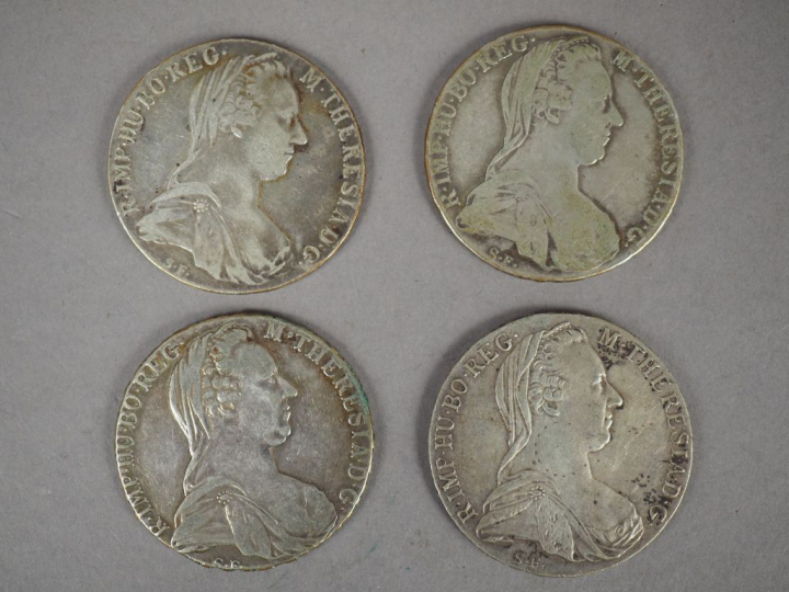 Quatre pièces de 1 Thaler Marie-Thérèse Autriche en argent, 1780.  Poi