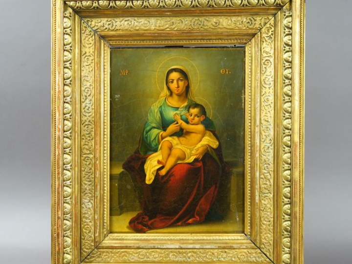 Ecole roumaine XIXe. "Vierge à l'enfant".  Huile sur panneau. Dim. : 3