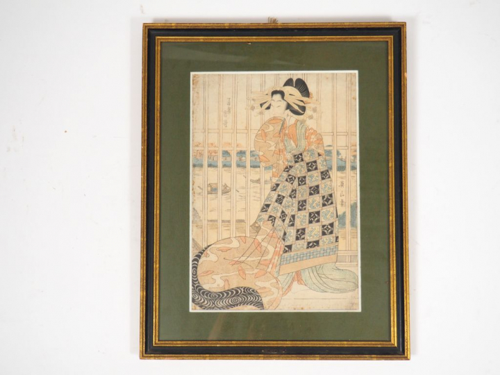 Estampe japonaise représentant une geisha à l'intérieur d'une maison d