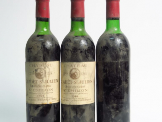 Vente aux enchères 3 BOUTEILLES CHÂTEAU GUADET ST JULIEN GCC ST EMILION - 1964 - HEP/1 SE