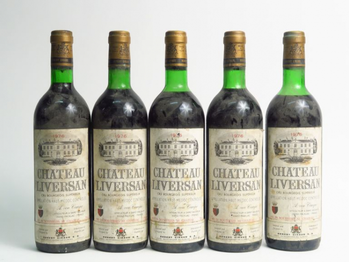 5 BOUTEILLES CHÂTEAU LIVERSAN CBS HAUT MEDOC - 1976 - 1 BG/2 LB/1 HEP