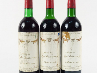 Vente aux enchères 3 BOUTEILLES MISE DE LA BARONNIE MEDOC - 1981 - 2 LB/1HEP