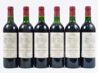 Vente aux enchères 6 BOUTEILLES L'ERMITAGE DE CHASSE SPLEEN HAUT MEDOC - 1988 - 5 BG/1 HE