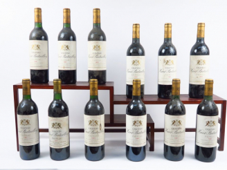 Vente aux enchères 12 BOUTEILLES CHÂTEAU HAUT BATAILLEY GCC PAUILLAC - 1991 - BG+