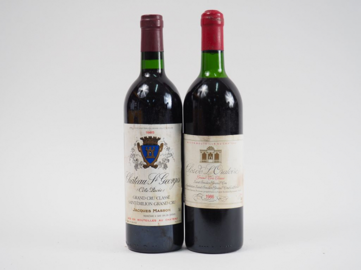 2 BOUTEILLES GCC ST EMILION : 1 CHÂTEAU ST GEORGES 1985 - 1 CLOS DE L'