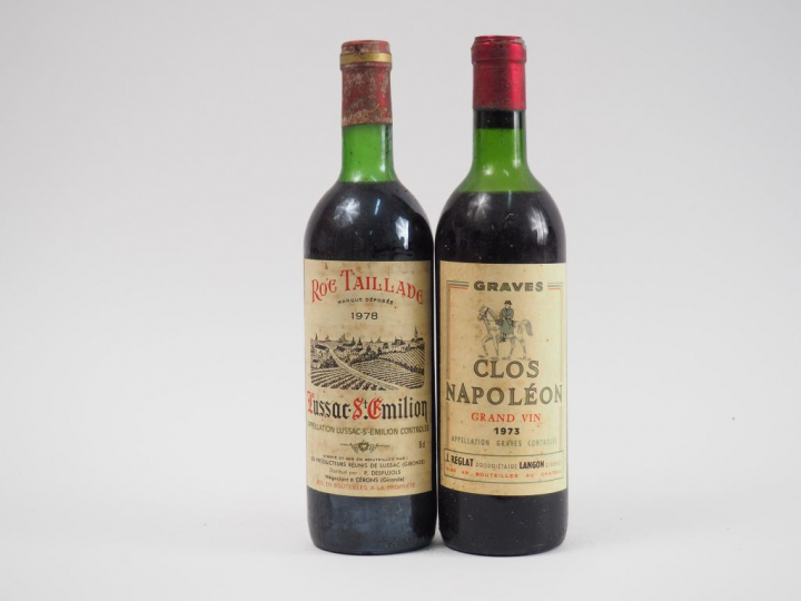 2 BOUTEILLES : 1 ROC TAILLADE 1978 LB - 1 CLOS NAPOLEON GRAVES 1973 ME
