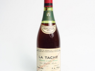 Vente aux enchères 1 BOUTEILLE LA TACHE DOMAINE DE LA ROMANEE CONTI - 1955 - 5,7 CM/ETLT
