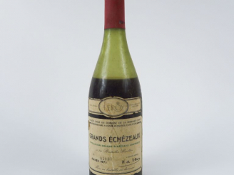 Vente aux enchères 1 BOUTEILLE GRANDS ECHEZEAUX DOMAINE DE LA ROMANEE CONTI - 1971 - 8 CM