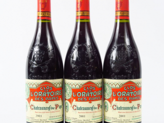 Vente aux enchères 3 BOUTEILLES CHATEAUNEUF DU PAPE CLOS DE L'ORATOIRE - 2001