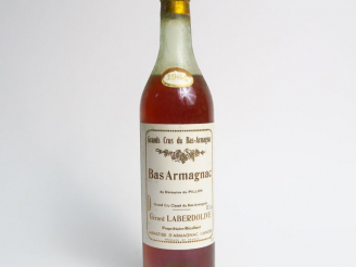 Vente aux enchères 1 BOUTEILLE BAS ARMAGNAC DOMAINE DU PILLON GERARD LABERDOLIVE - 1964