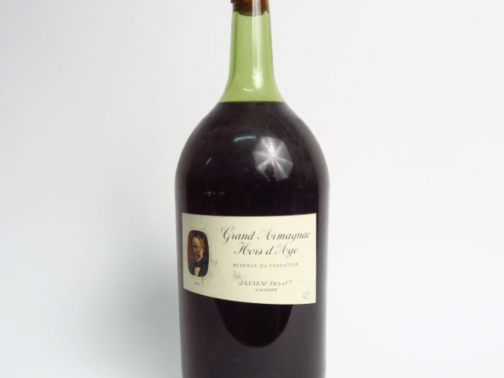 1 POT (2,5 L) GRAND ARMAGNAC 'HORS D'ÂGE' JANNEAU