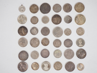 Vente aux enchères Ensemble de trente-six pièces ou médailles en argent (françaises ou ét