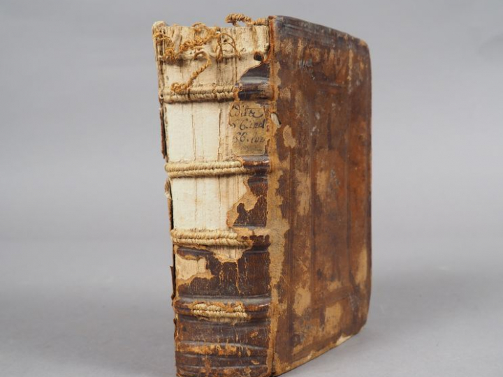 EDICTS ET ORDONNANCES des Tres Chrestiens Roys de France, Henry deuxiè