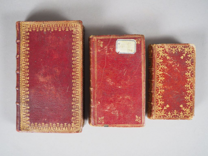 3 ouvrages. "Heures militaires", "Semaine sainte", "Diurne parisien". 