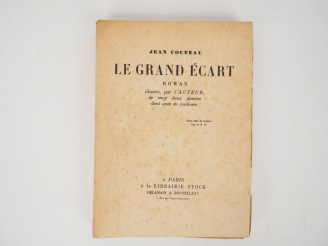 Vente aux enchères COCTEAU (Jean). Le Grand  Écart. Roman illustré de vingt-deux dessins 